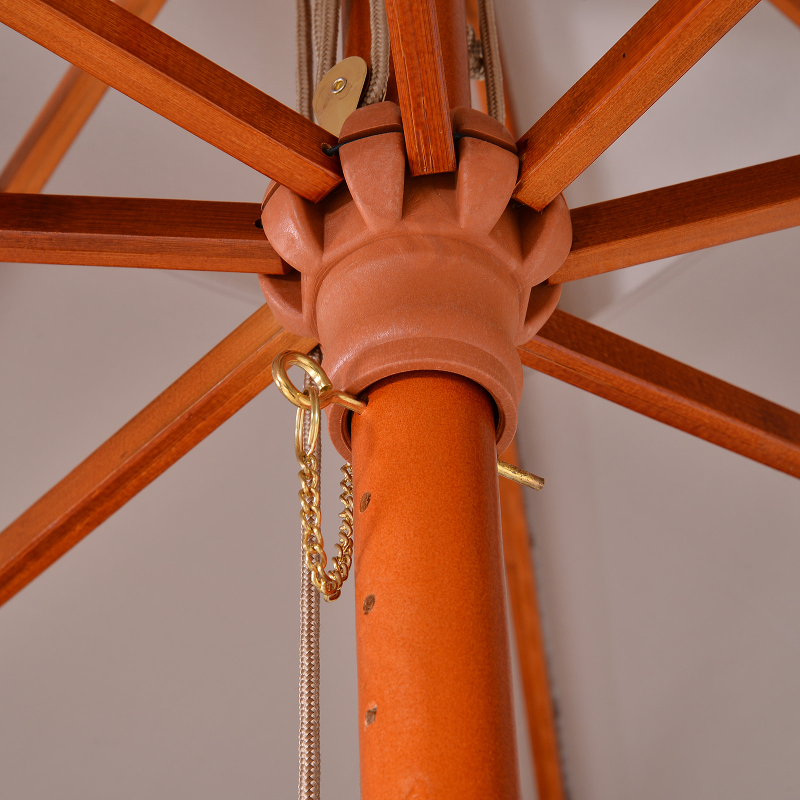 Sombrilla Dos Niveles de Poliéster 3x3m Gris Claro