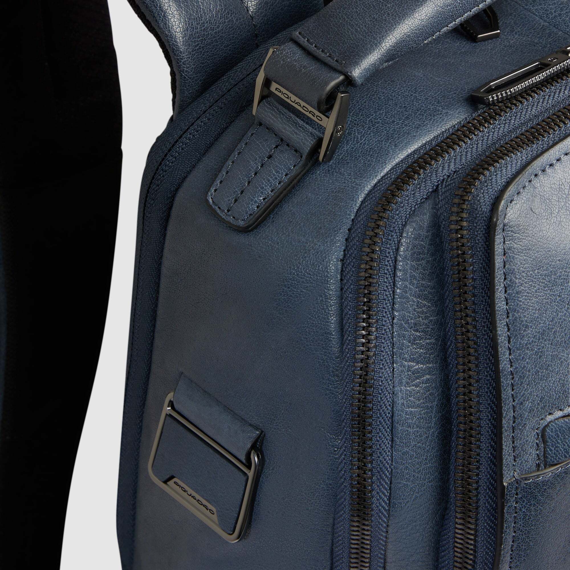 Piquadro Zaino da viaggio personalizzabile porta pc 15,6"