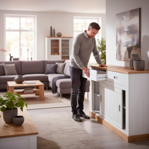 Madia Credenza Mobile Soggiorno Con 2 Cassetti E 2 Ante Scorrevoli 4 Ripiani Interni Design Minimal Shabby 150 x 50 x 95.5 Cm Colore Bianco E Rovere