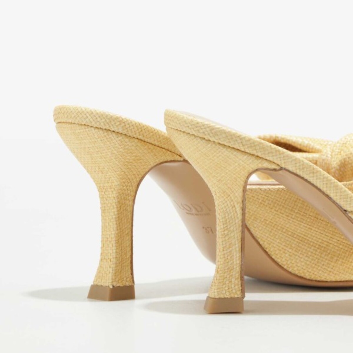 SANDALIAS RAFIA NATURAL OBIAL