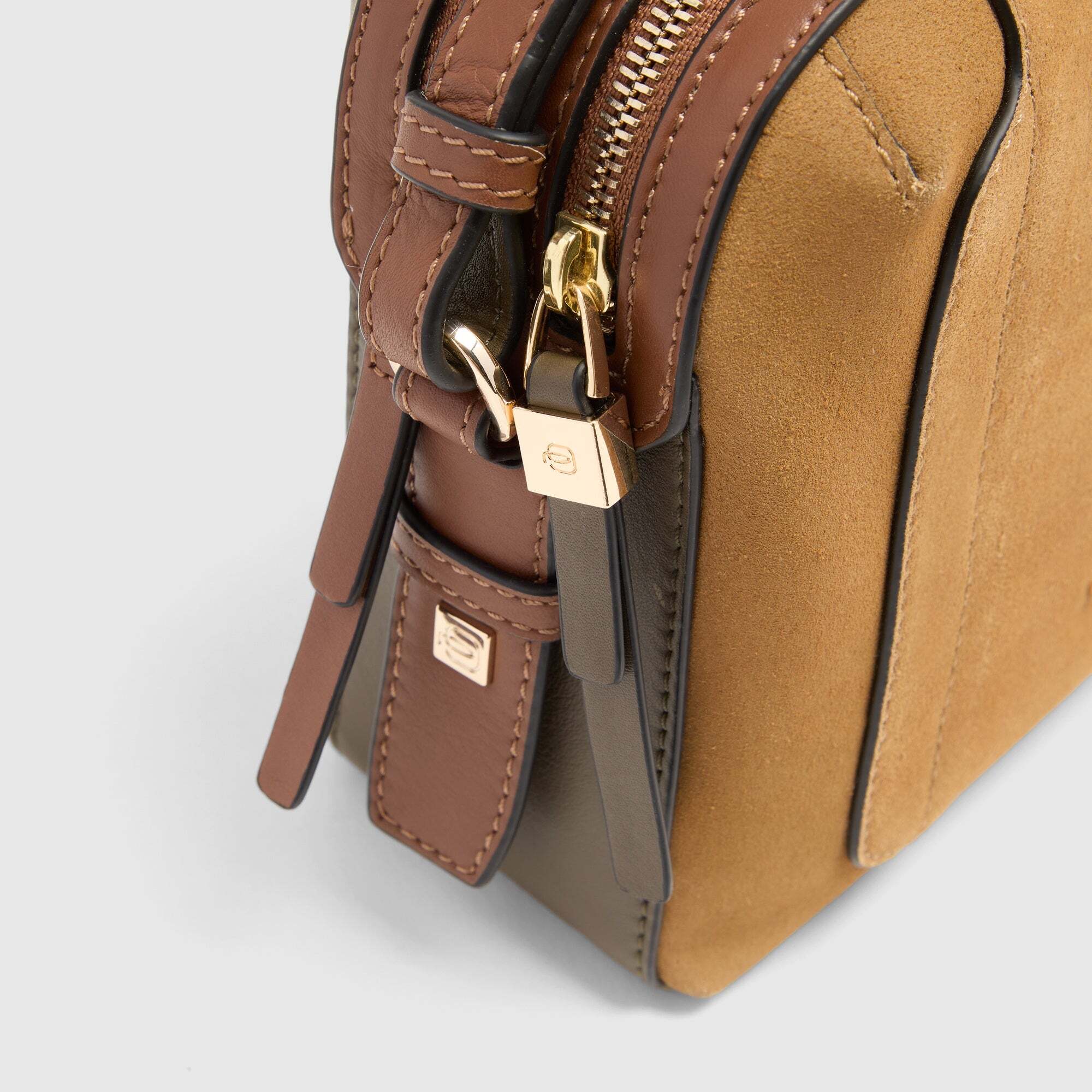 Piquadro Borsa tracolla donna modello camera case