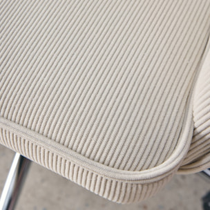 Chaise de bureau à roulettes velours côtelé blanc cassé piétement chromé. L 60 x P 62 x H 89 / 99cm