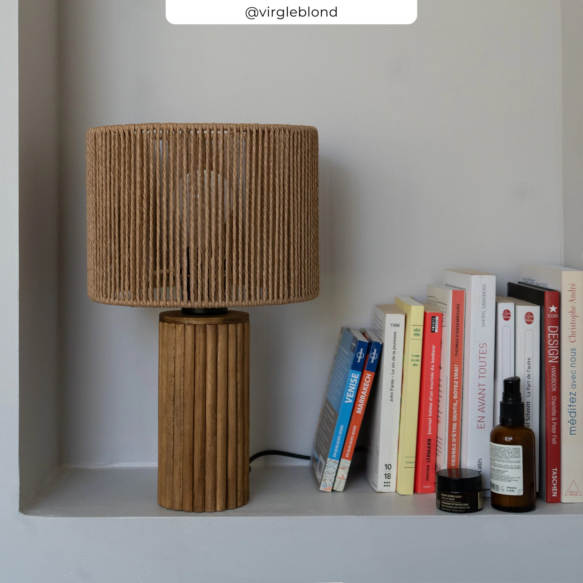 Lampe en papier de corde et socle en rondin de bois - Mira