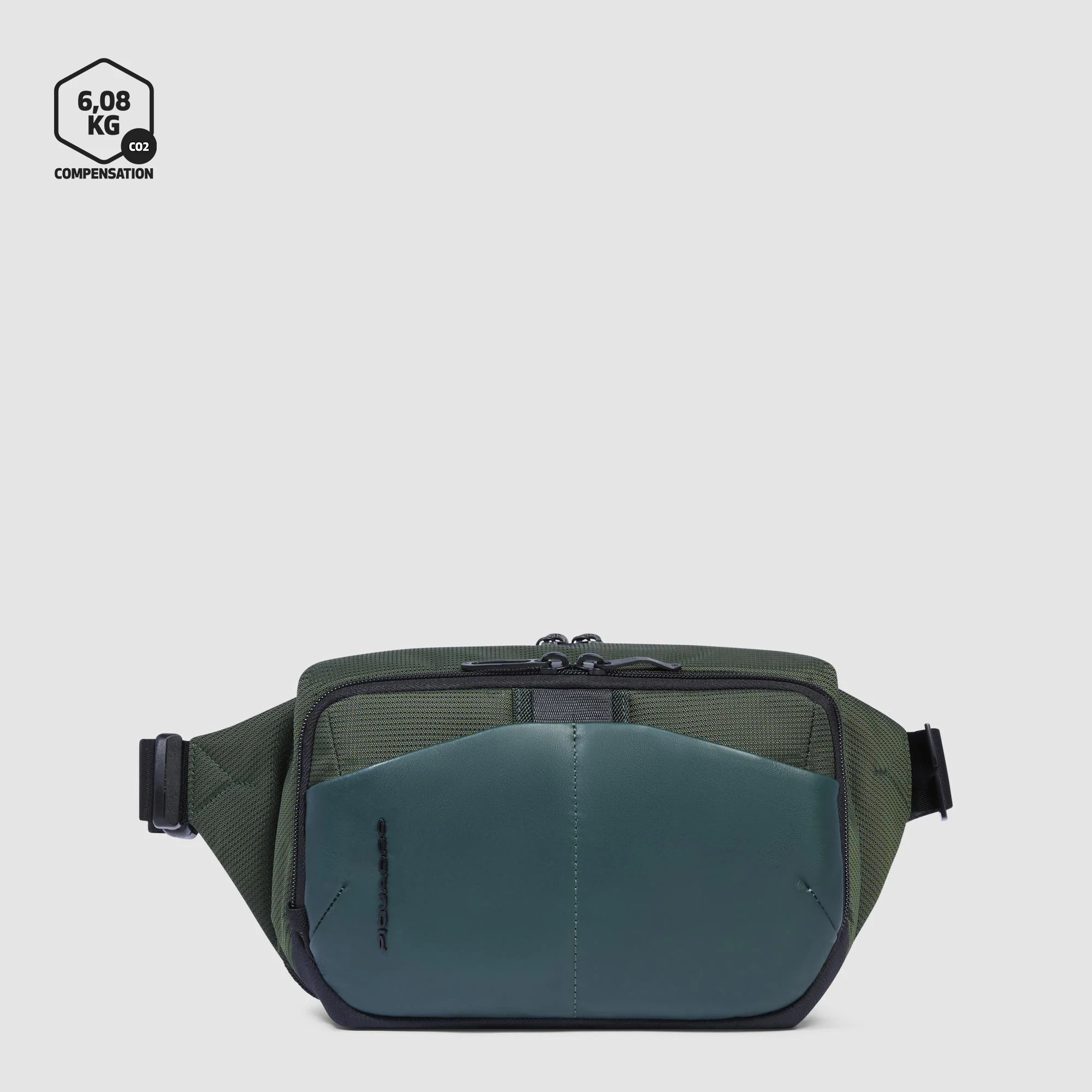 Piquadro Marsupio crossover in tessuto riciclato e materiale bio-based con protezione RFID