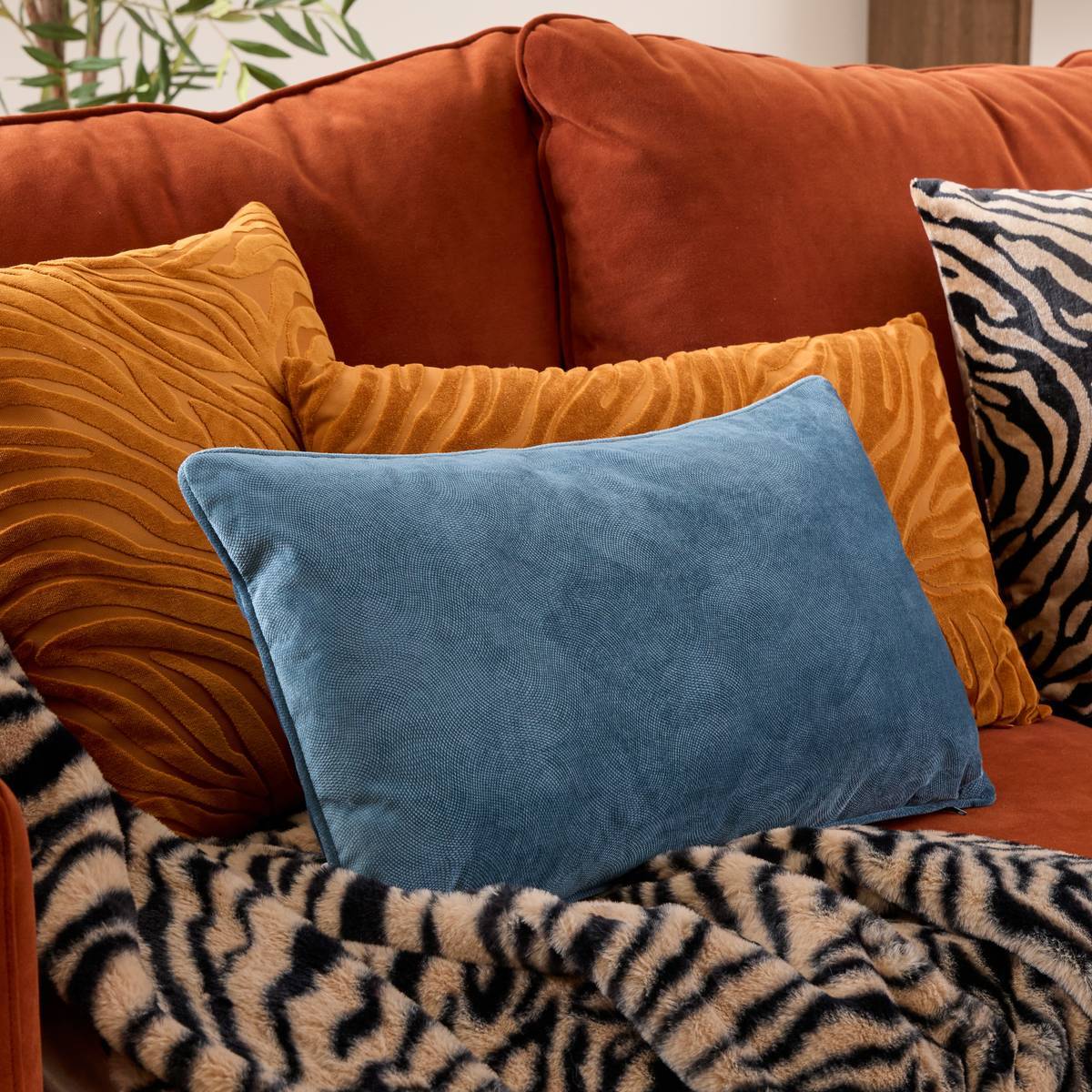 Coussin Lilou bleu egéen 50x30cm