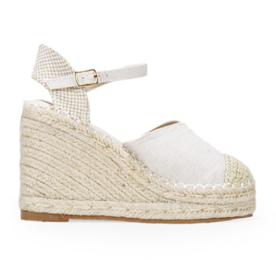 Alpargatas beige con cuña de esparto
