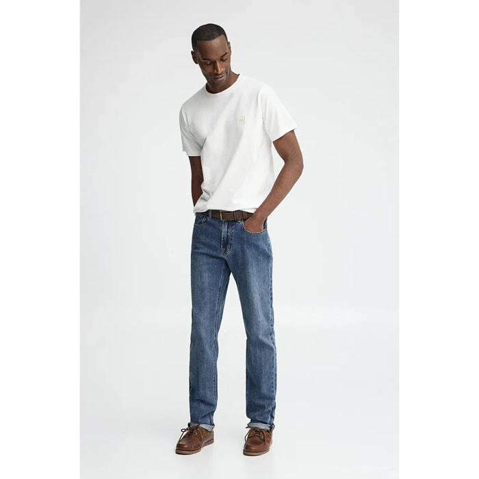Camiseta blanca de corte recto con parche Polo Club