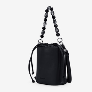 Bolso de mano negro con asa de piedras