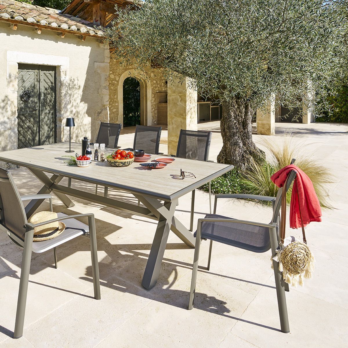 Table de jardin "Axiome" praline & marron 8 places en aluminium