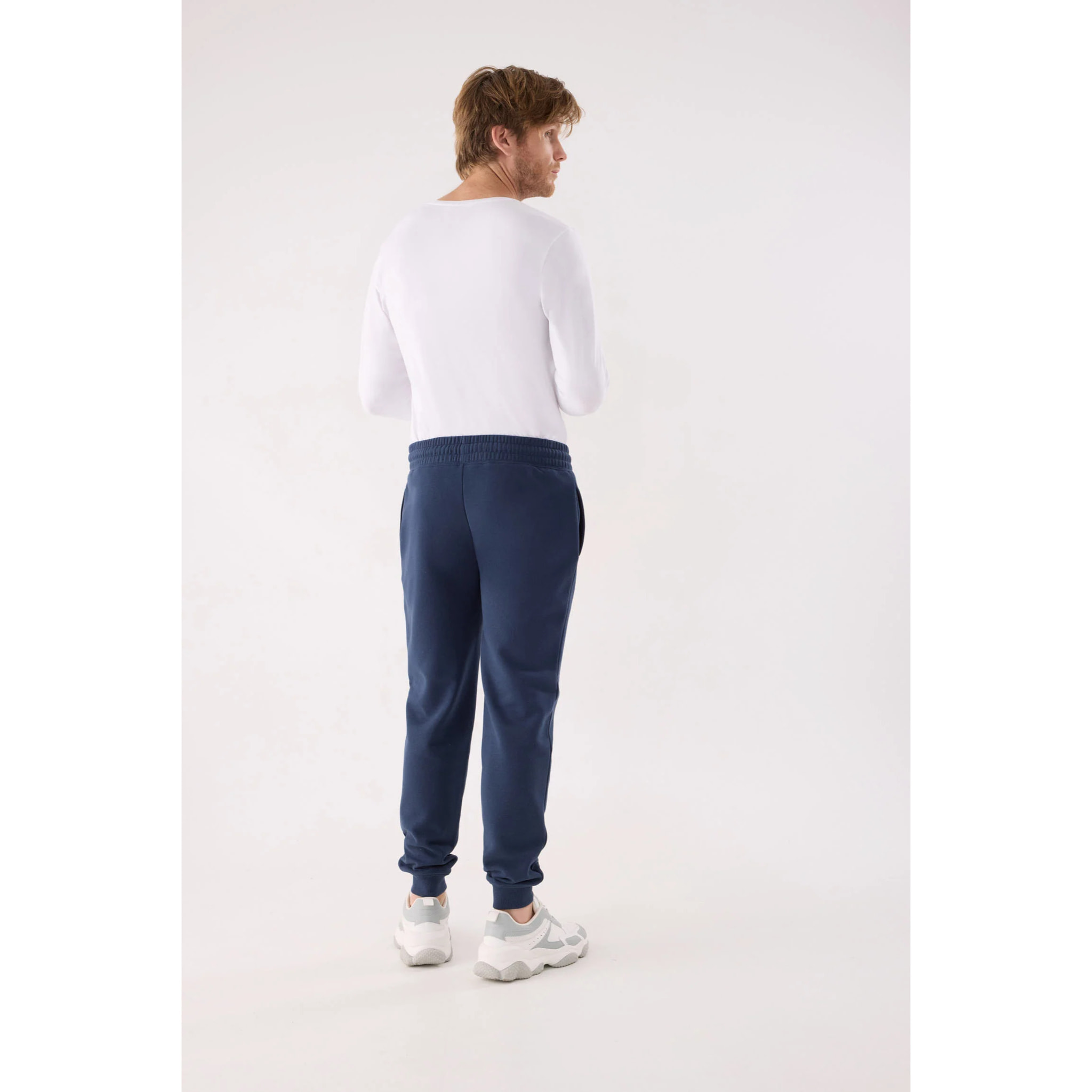 Pantalón deportivo hombre jogger con cintura ajustable azul marino