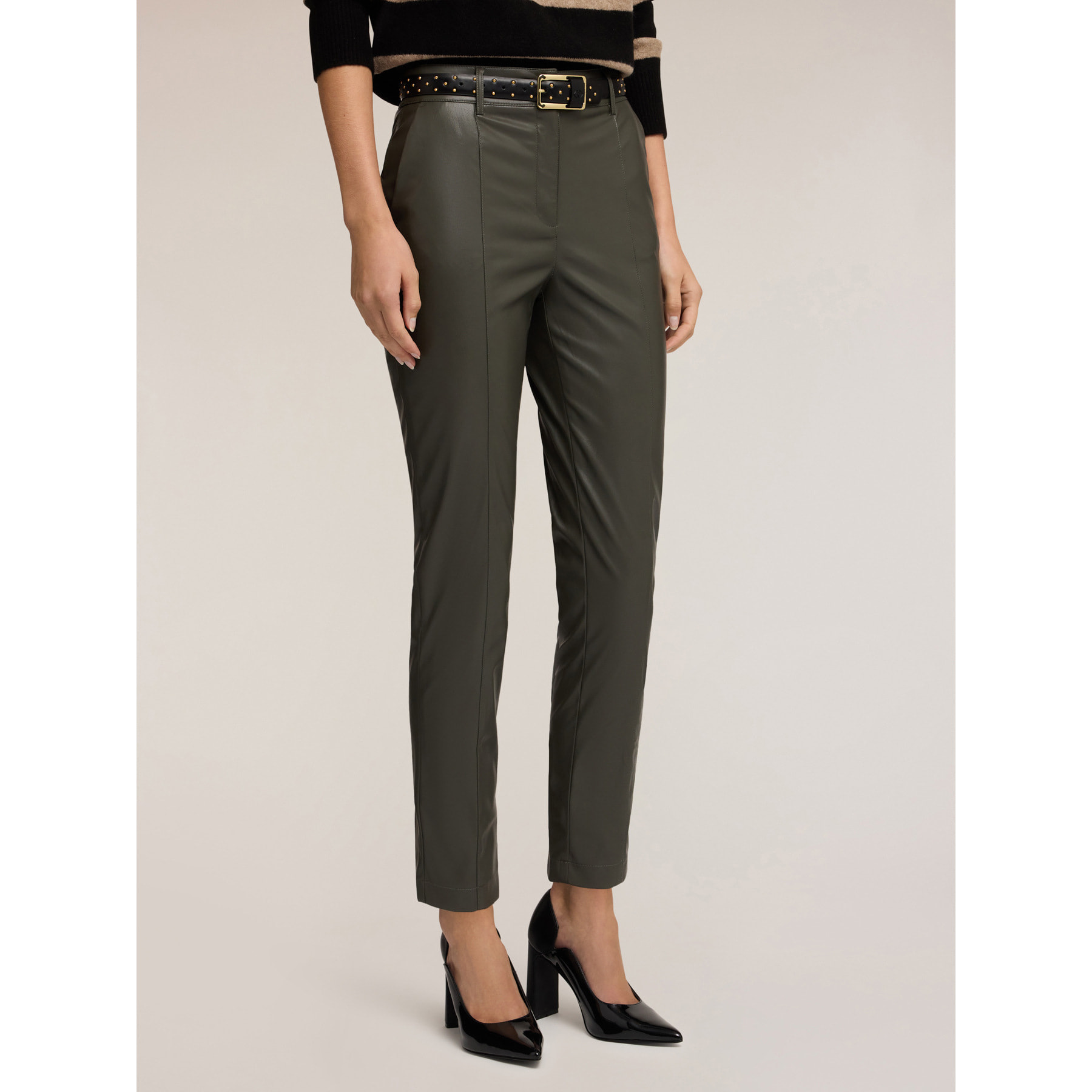 Motivi - Pantaloni slim fit in tessuto spalmato - Verde militare