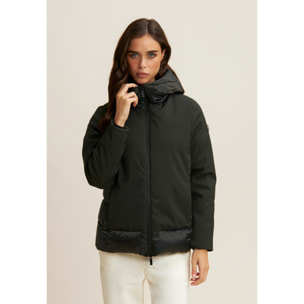 Piumino donna lunghezza media con inserti lucidi e opachi