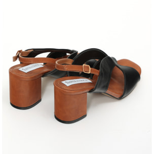 Sandali in simil pelle con tacco comodo