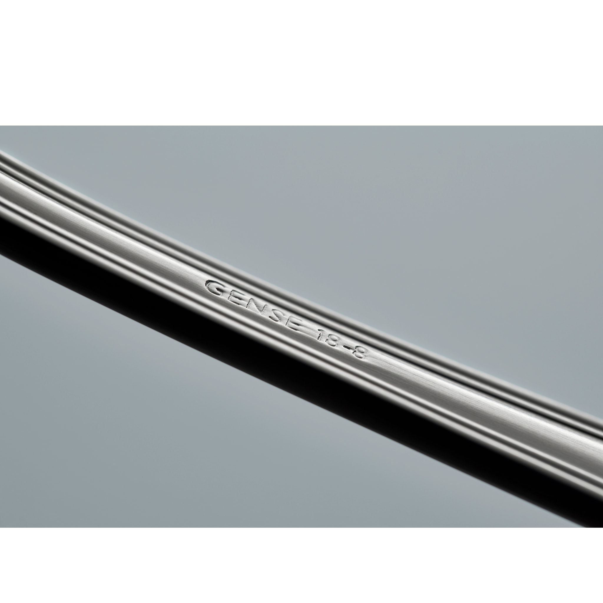 Cuillère de table Attaché