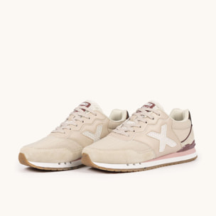 Zapatilla Retro Running en Tonos Arena y Rosa con Detalles Metalizados MUNICH DASH WMN 280