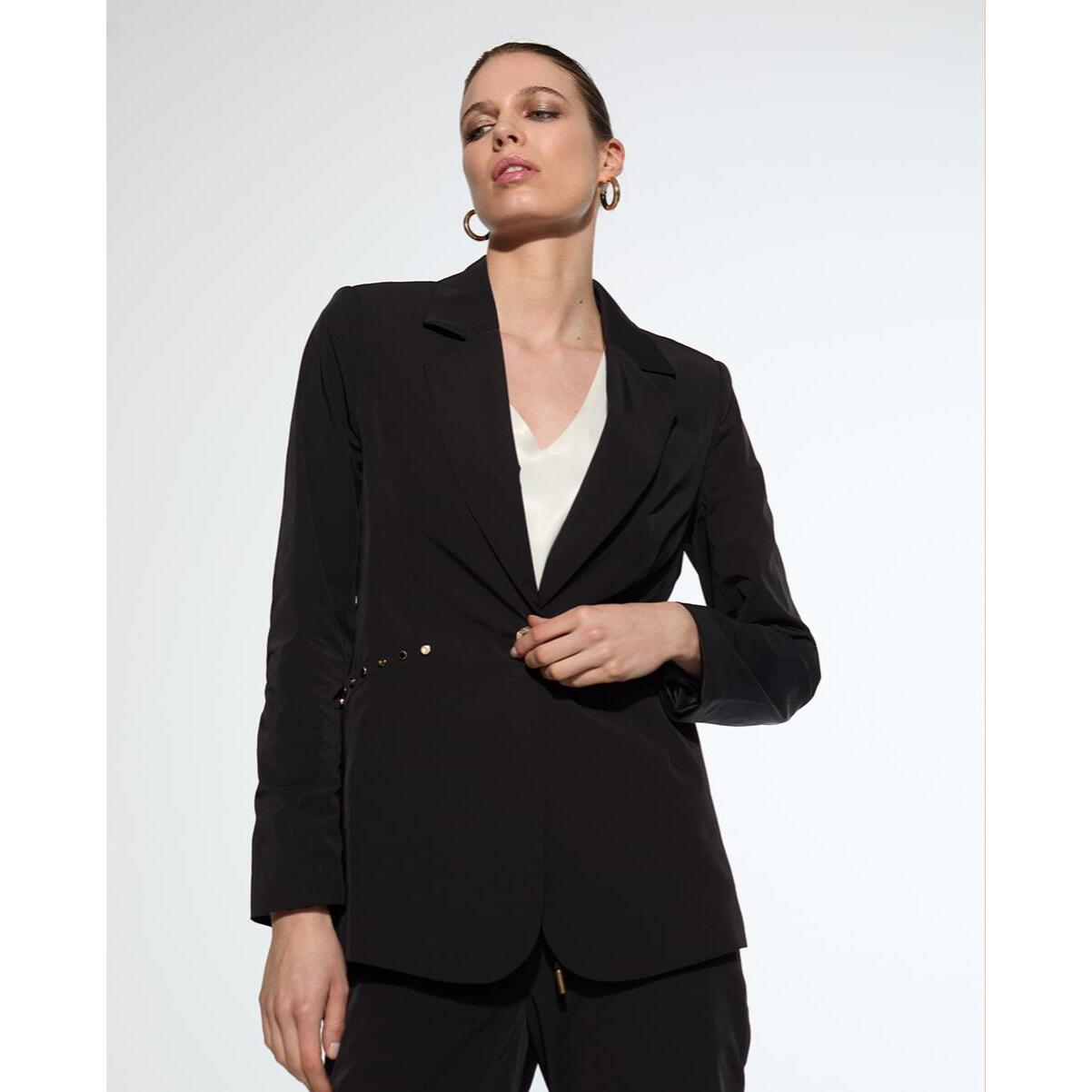 Blazer in Tessuto Tecnico con Borchie