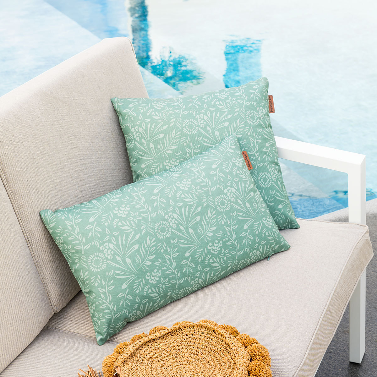 Coussin déco d extérieur "Adiya" vert jade 40x40cm en polyester