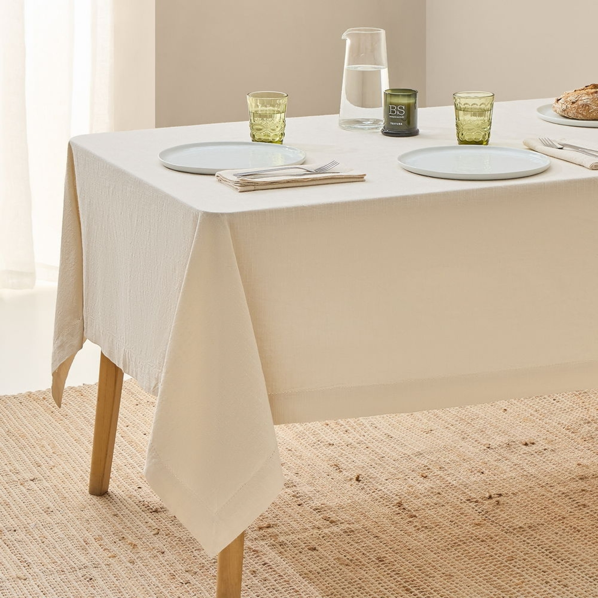 Mantel de algodón con acabado en vainica Claru color marron beige 100% Algodón