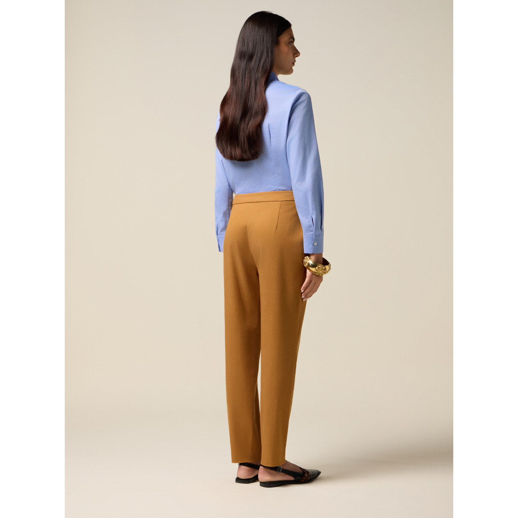 Oltre - Pantalones chinos con detalle en la cintura - Marrón