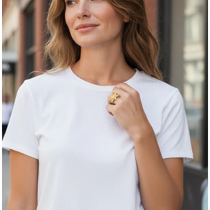 Anillo estrella relieve dorado chapado 10µ latón. Diseño Gloria Mago