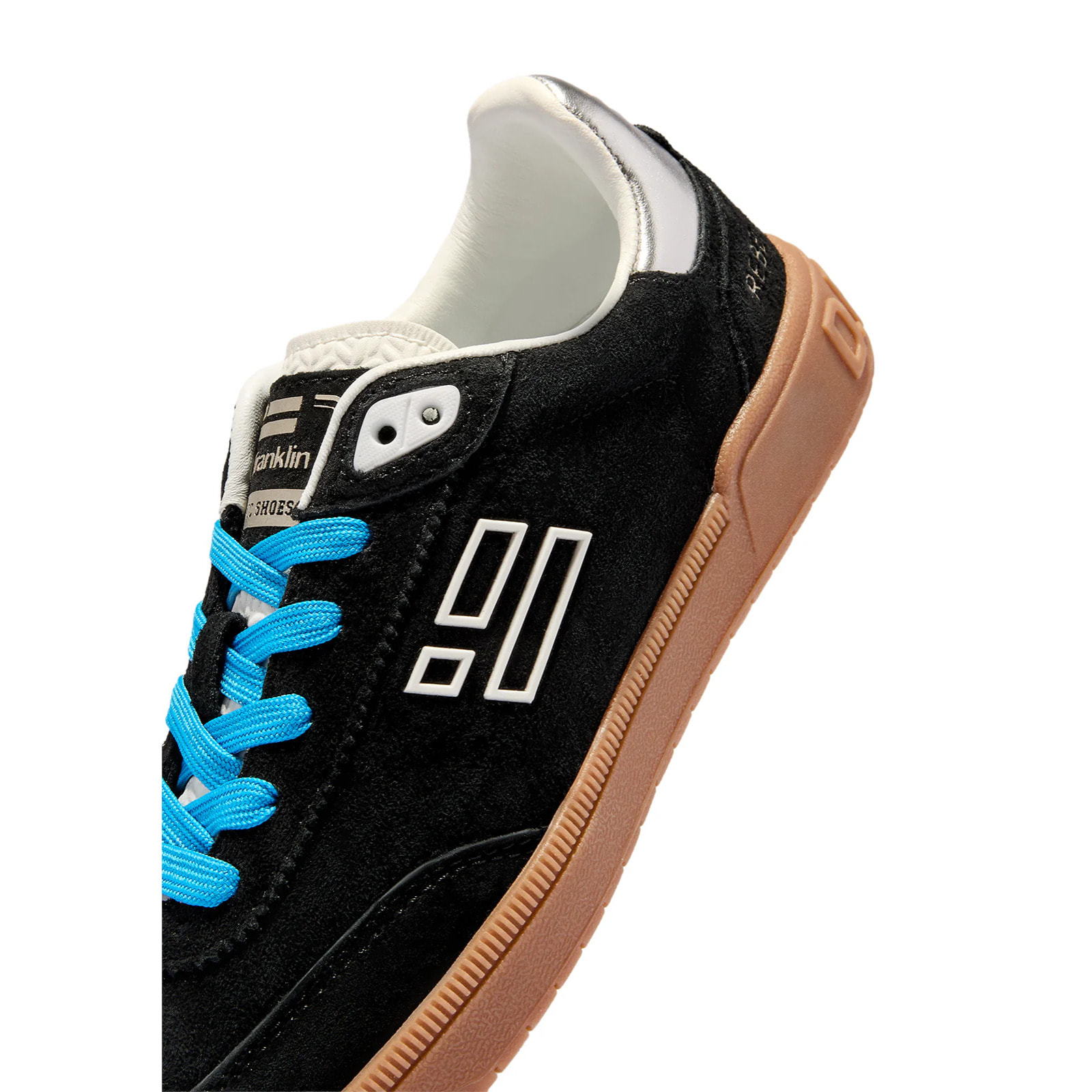 Zapatillas Bajas de Mujer Modelo Rebel Suede Negras con Detalles Metálicos