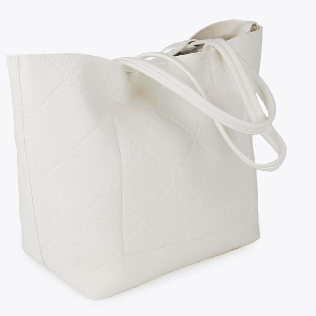 Shopper effetto pelle monogramma con logo ovale pendente