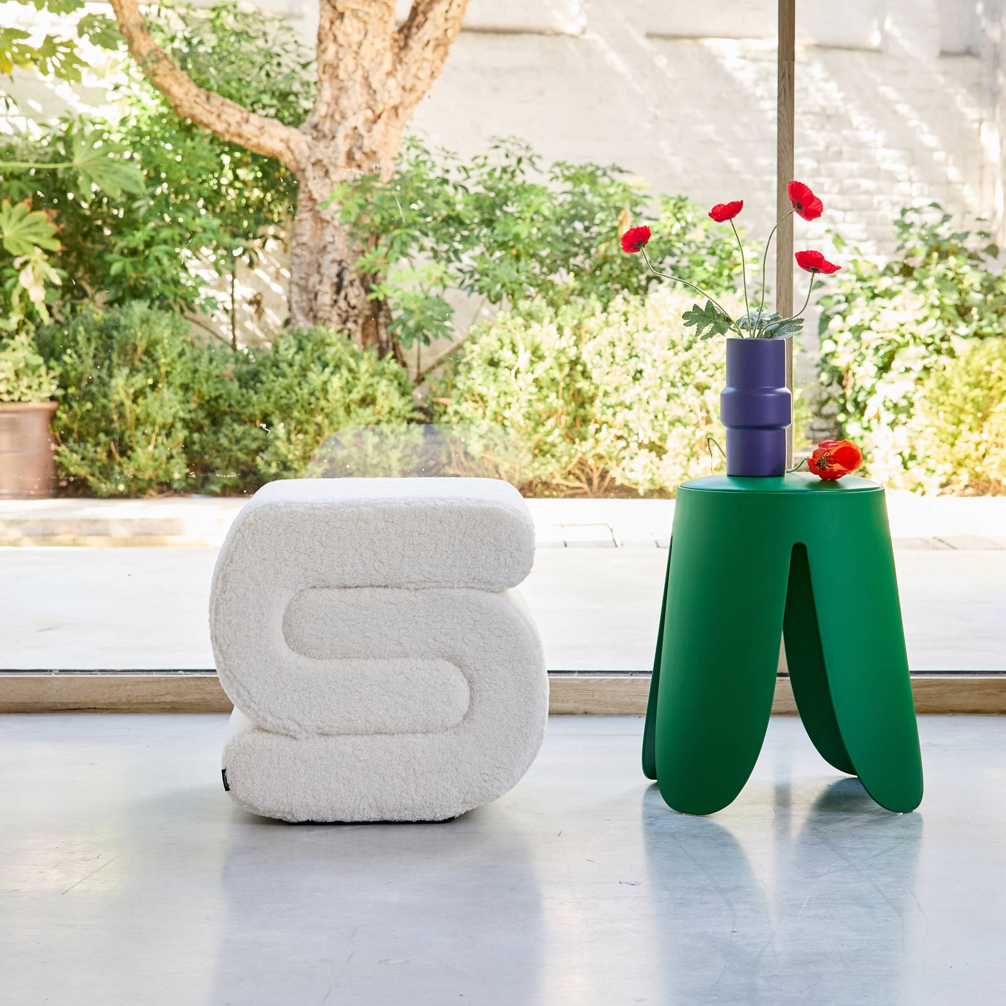 Tabouret / pouf design revêtement bouclette crème 1 place L 43 x P 47 x H 44cm - Sasha
