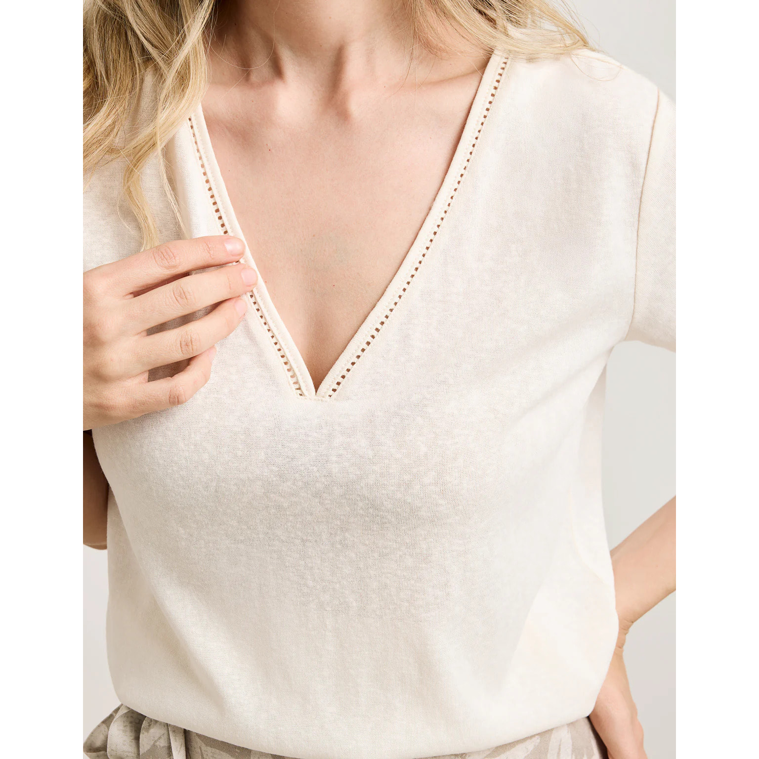 Camiseta Manga Corta Beige - Kipar