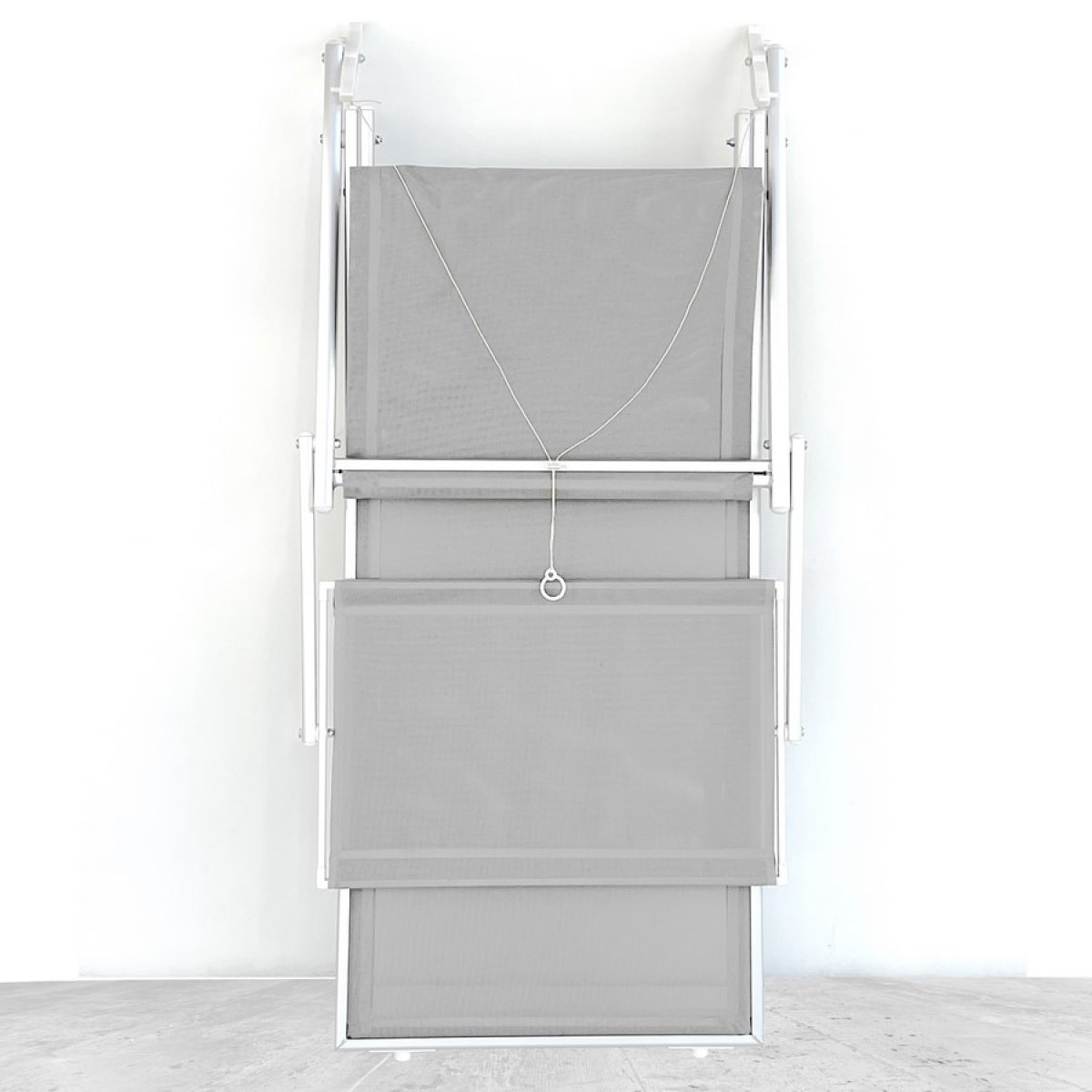 Lettino prendisole in alluminio e tela grigia Bagnino