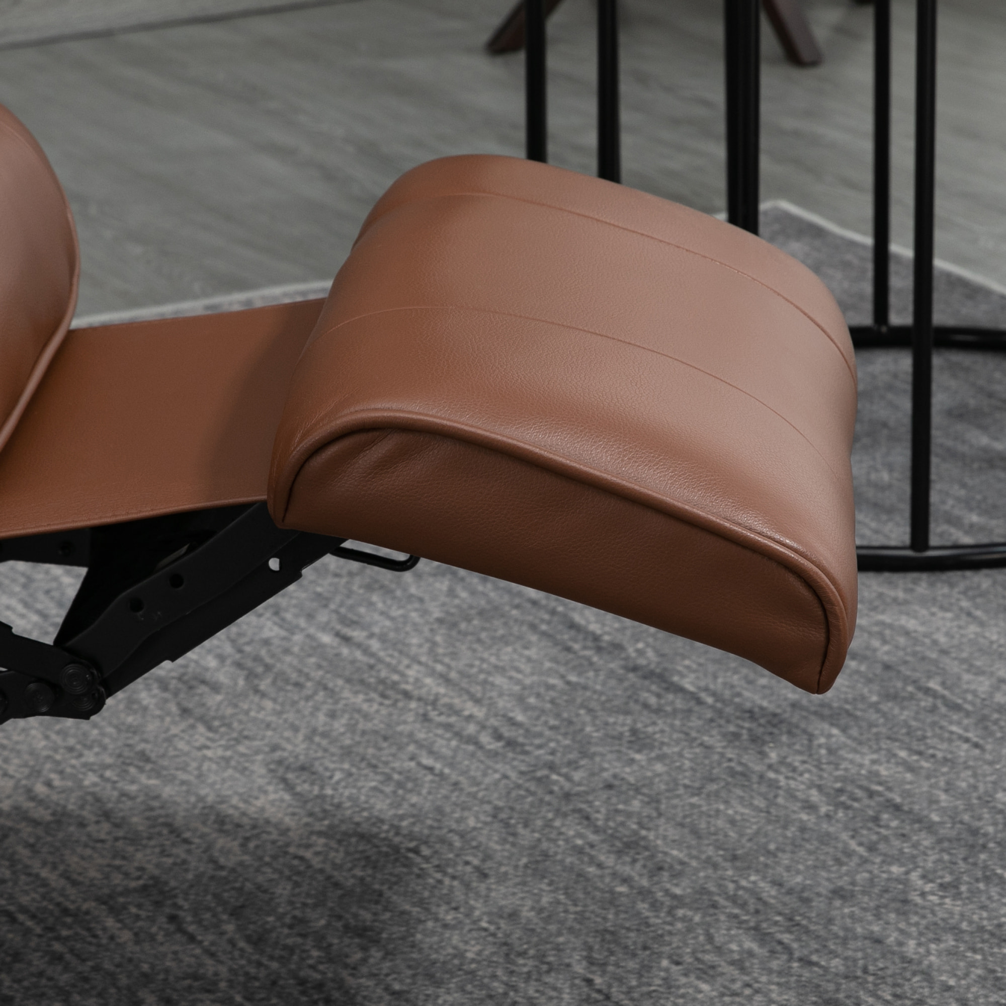 Fauteuil relax inclinable pivotant repose-pied réglable piètement bois revêtement synthétique marron