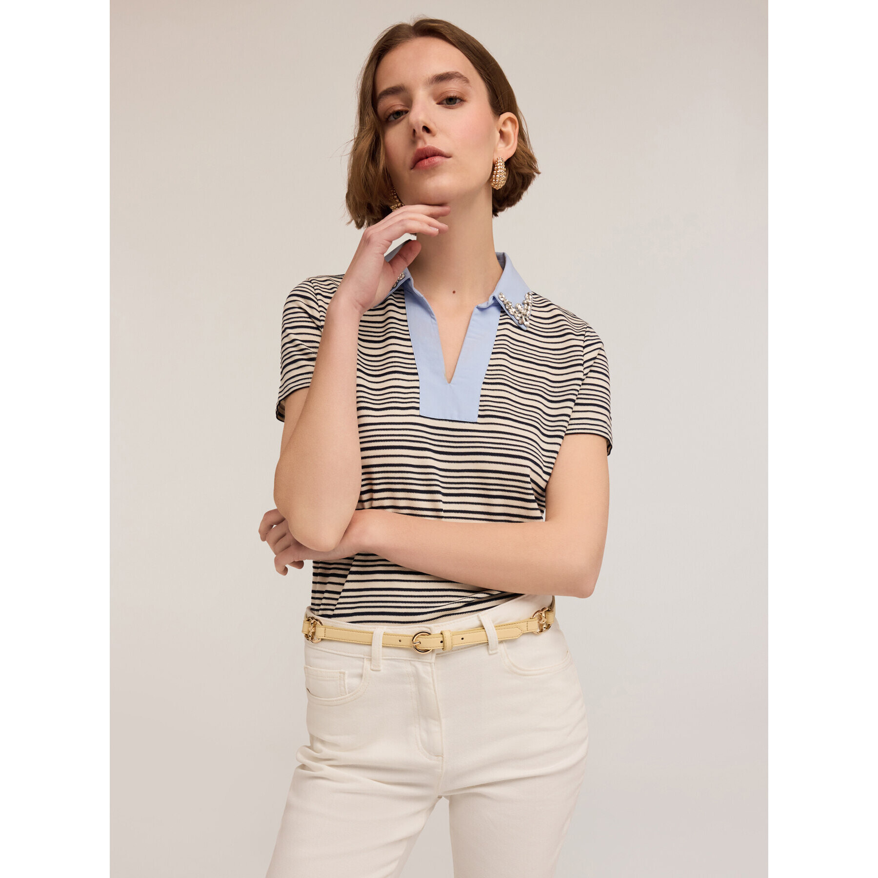 Motivi - Camiseta de rayas con cuello bordado con piedras - Azul