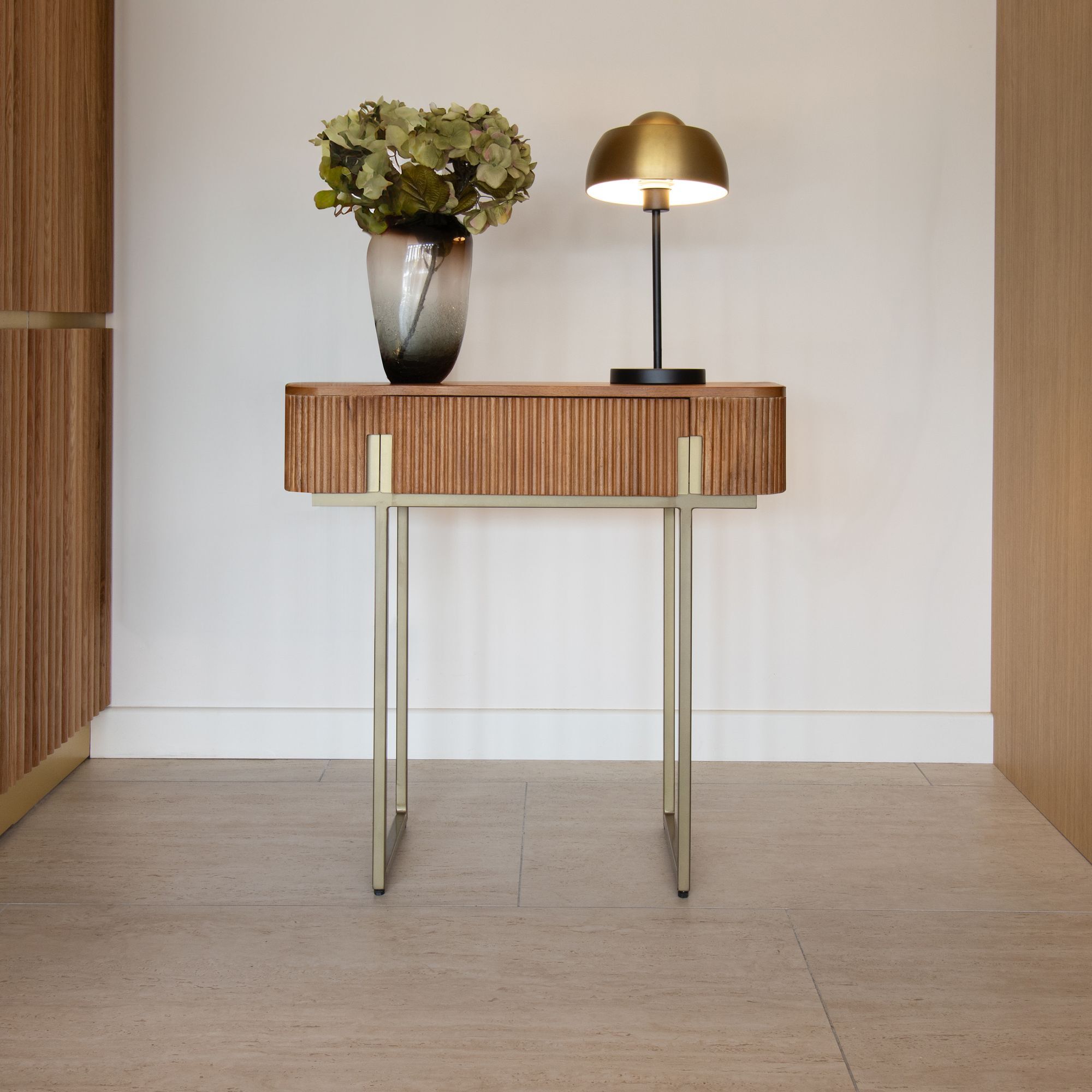 Console en bois de manguier et pieds en métal doré LIMA