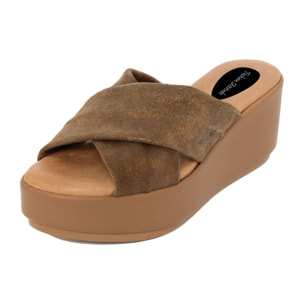 SANDALO IN PELLE MADE IN ITALY FASHION ATTITUDE COLORE COLORE Dorato