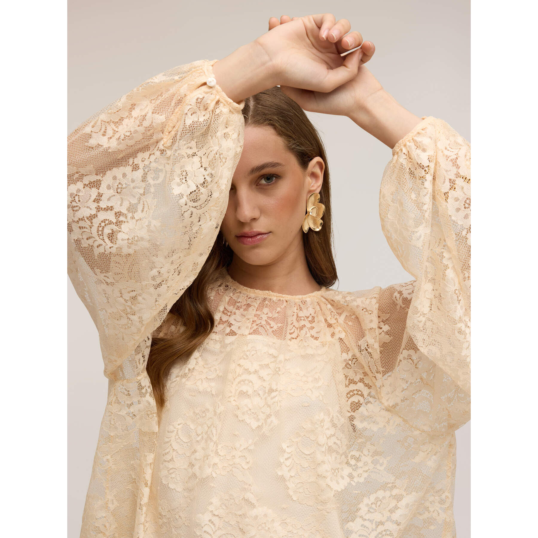 Motivi - Blusa de encaje con mangas ranglan - Beige