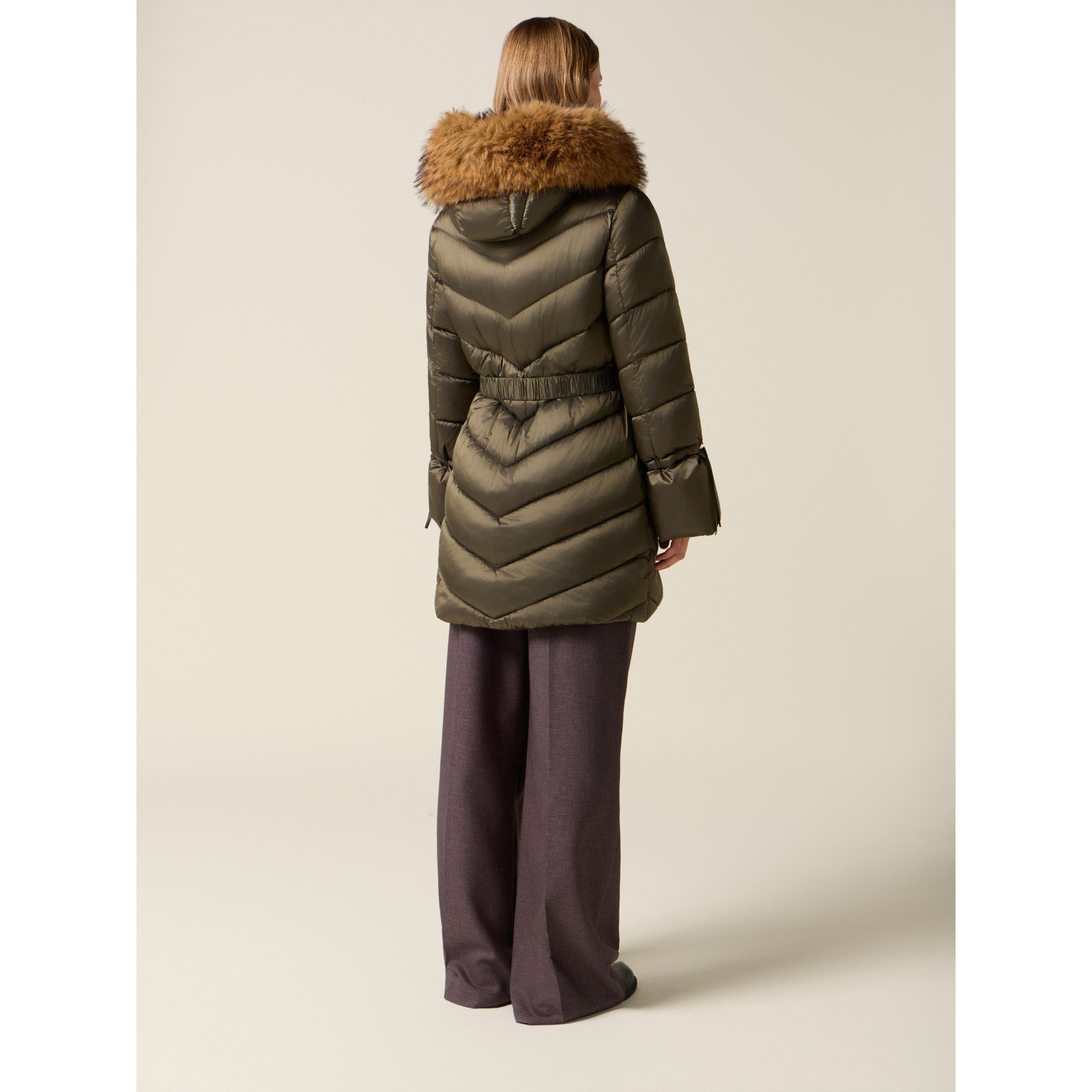 Oltre - Piumino midi con cintura - Verde militare