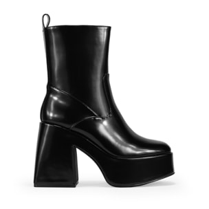 Botas de plataforma negras con tacón ancho