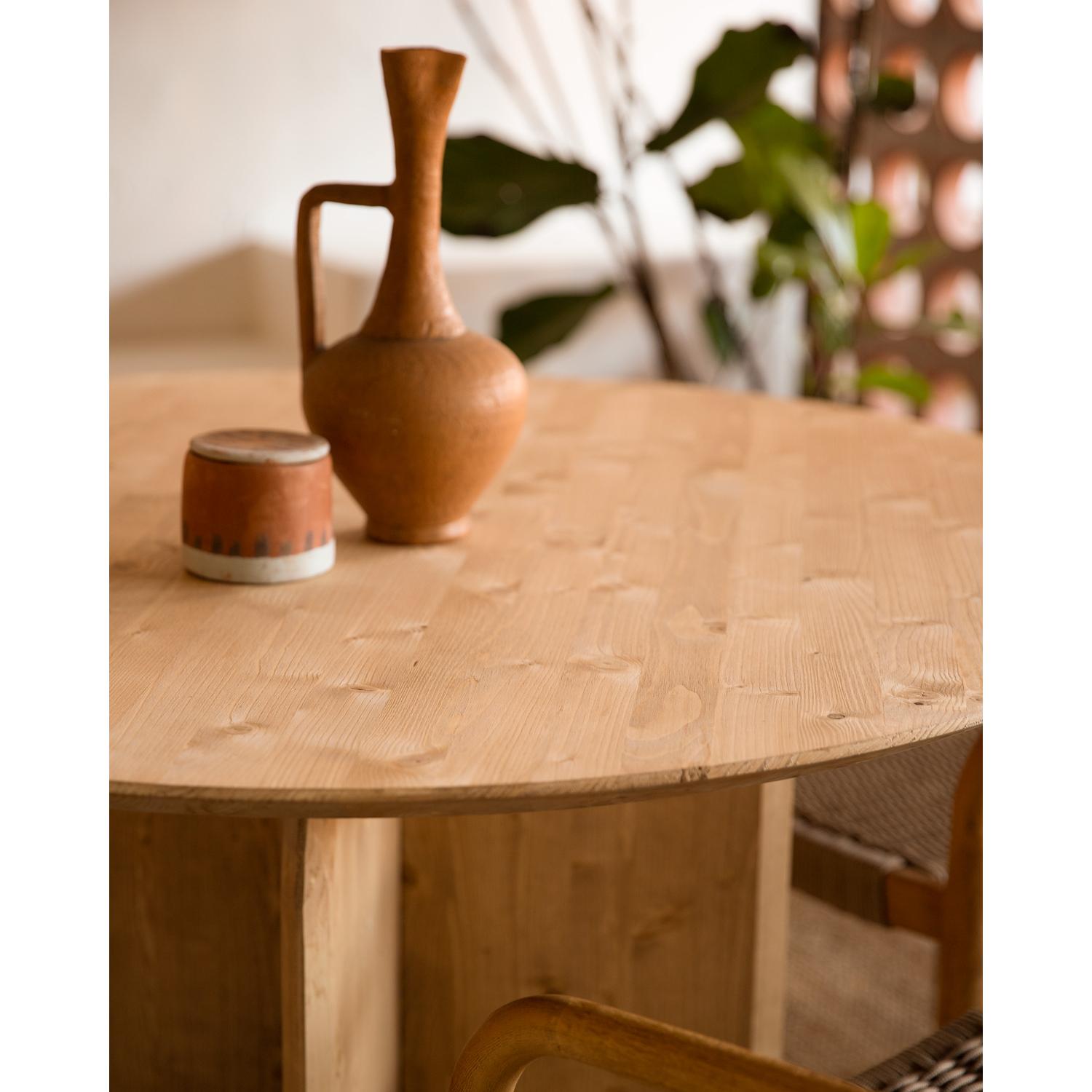 Table à manger ronde en bois massif de chêne moyen de 110 cm Hauteur: 75.2 Longueur: 110 Largeur: 110