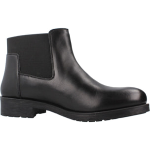 Botines Mujer de la marca GEOX  modelo D566RB 000TU NEGRO