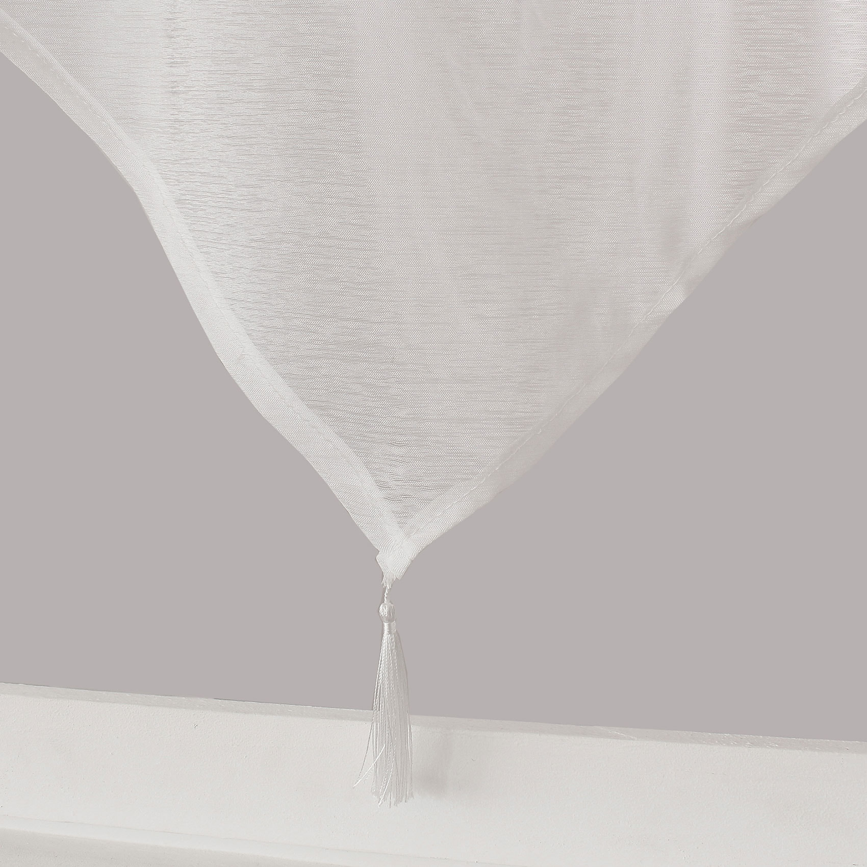 Paire de petits voilages en pointe avec pompon - Blanc