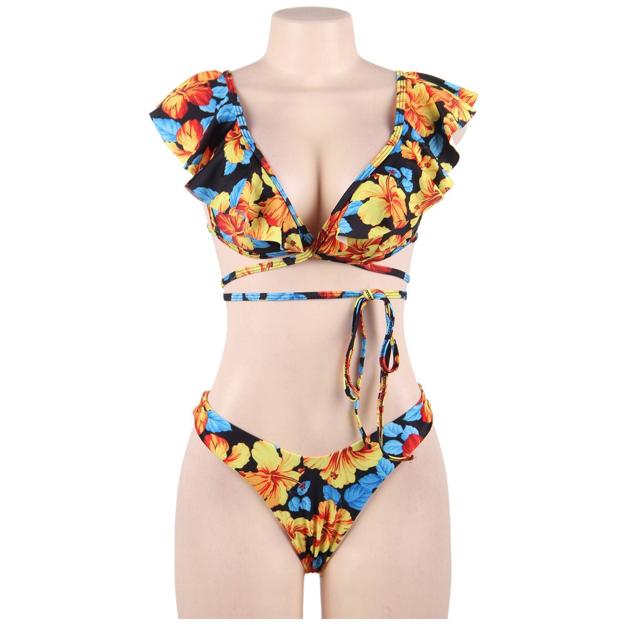 Bikini estampado floral con volantes grandes