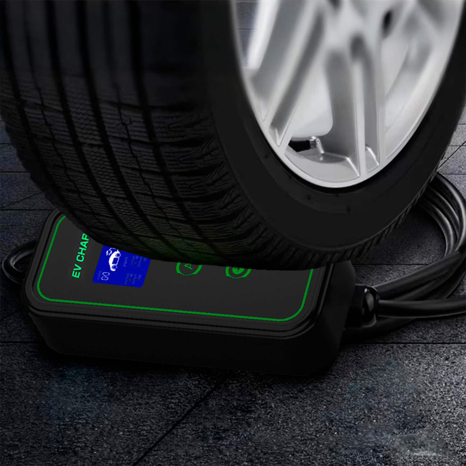 Caricatore trifase A01 per auto elettrica Tipo 2, EV e PHEV, con 16A e 11KW. App di controllo e schermo LCD.