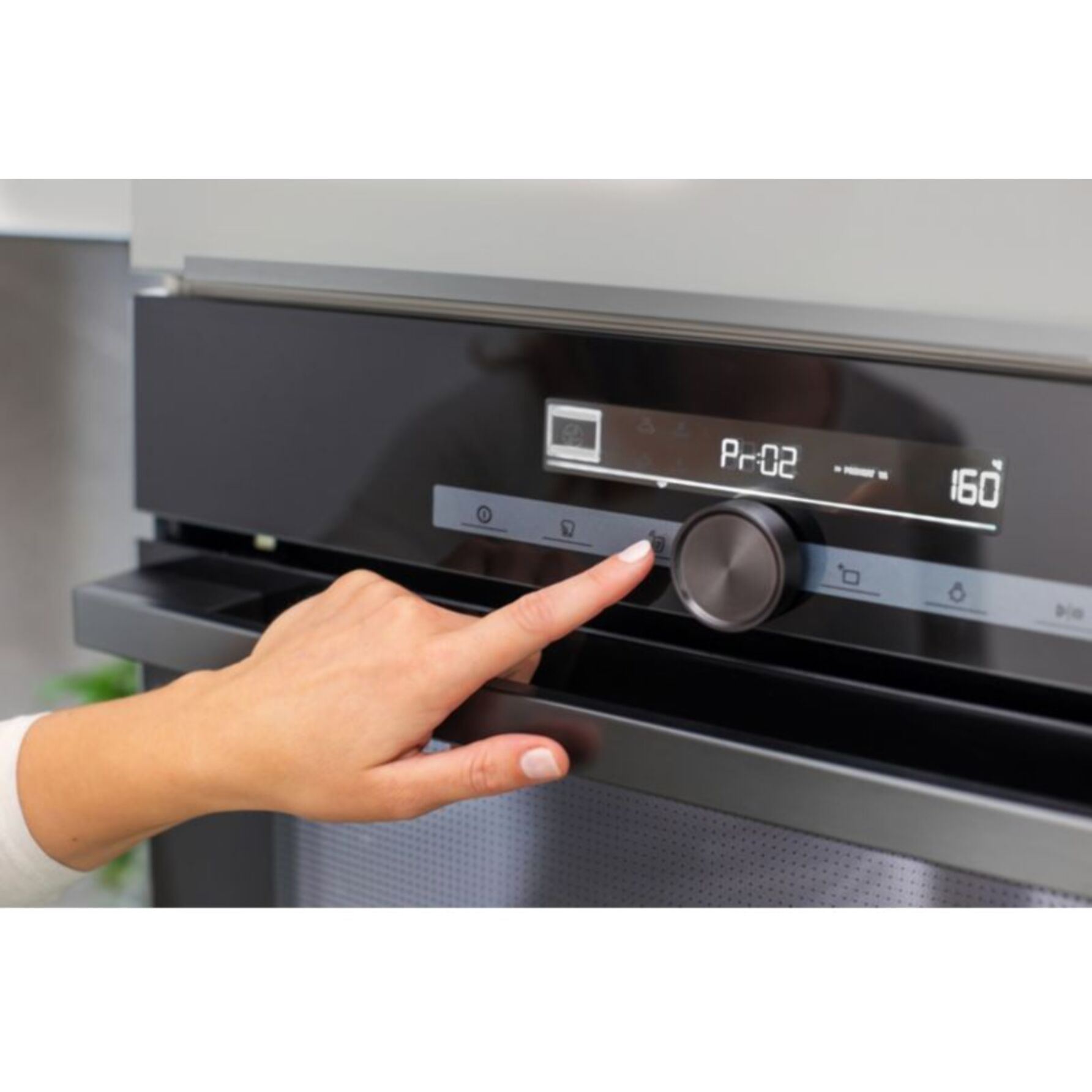 Four encastrable fonction vapeur HISENSE O643PG - Pyrolyse, Vapeur Combinée, Cuisson Voûte EvenBake, 77L