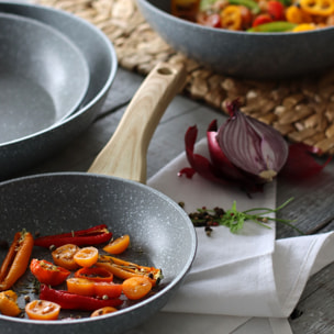 Poêle en aluminium effet pierre 24cm - tous feux CANNELLE