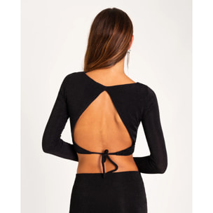 Top de mujer con espalda abierta