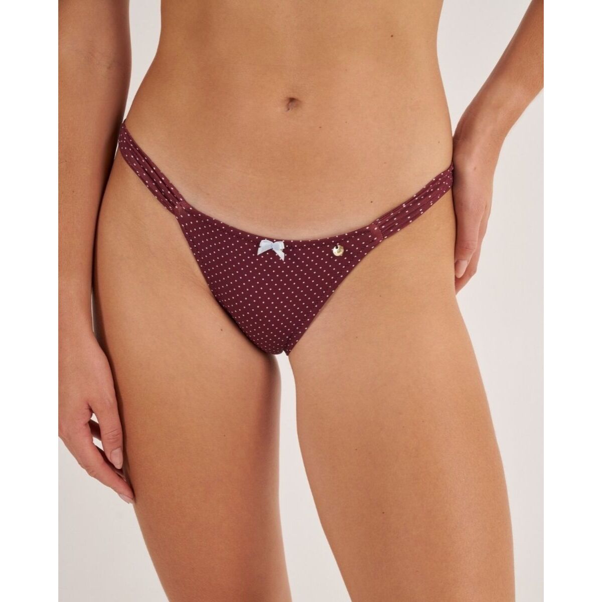Bonbon Bottom Sand
