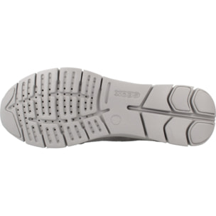Sneakers de  Mujer de la marca GEOX  modelo D SUKIE GRIS