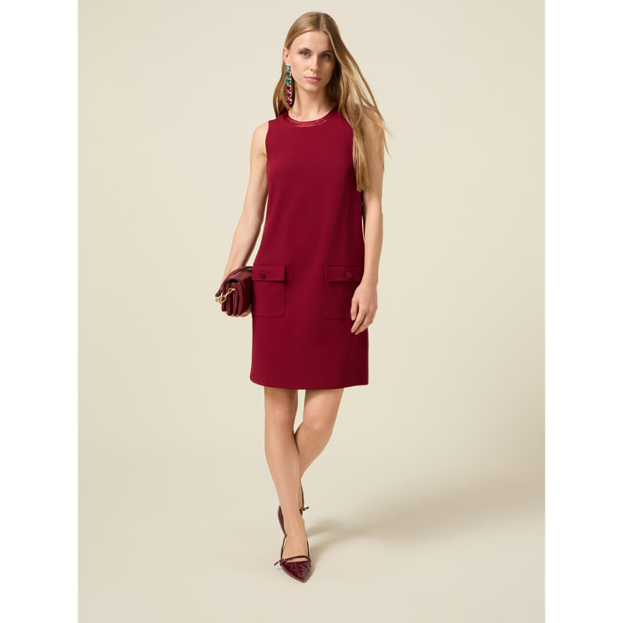 Oltre - Robe tube fluide avec poches et boutons - Rouge