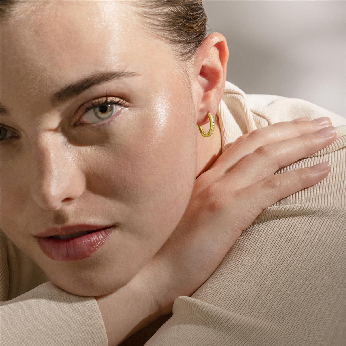 Pendientes Lux by Lux acabados oro amarillo 18k