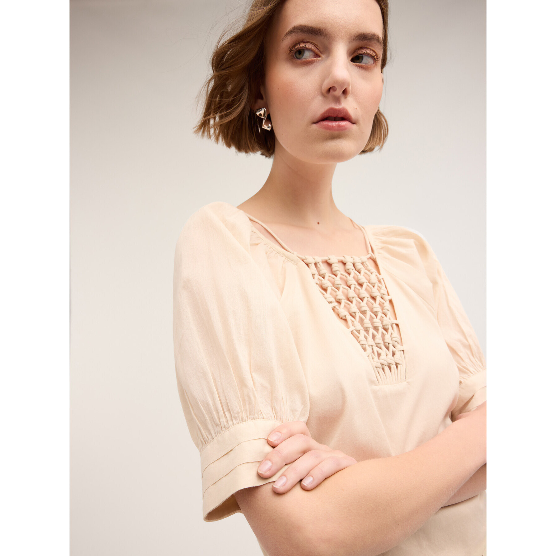 Motivi - Blusa étnica bordada - Beige