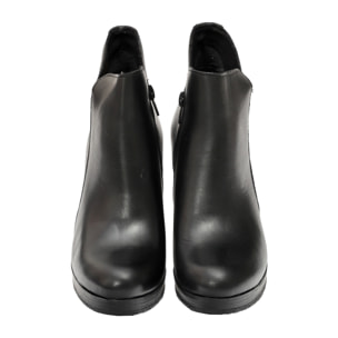 Tronchetto in vera pelle con tacco e plateaux